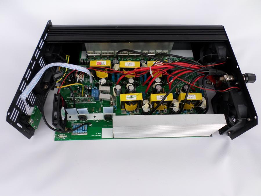 Oprava měniče 3000W